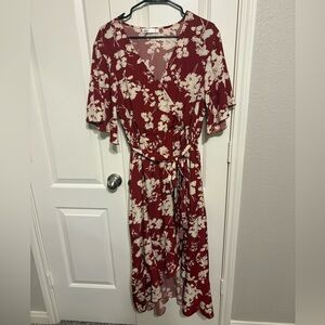Chic Floral Midi Dress in Burgundy and Cream